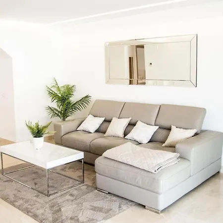 Apartment Sweet - Royal Banus *